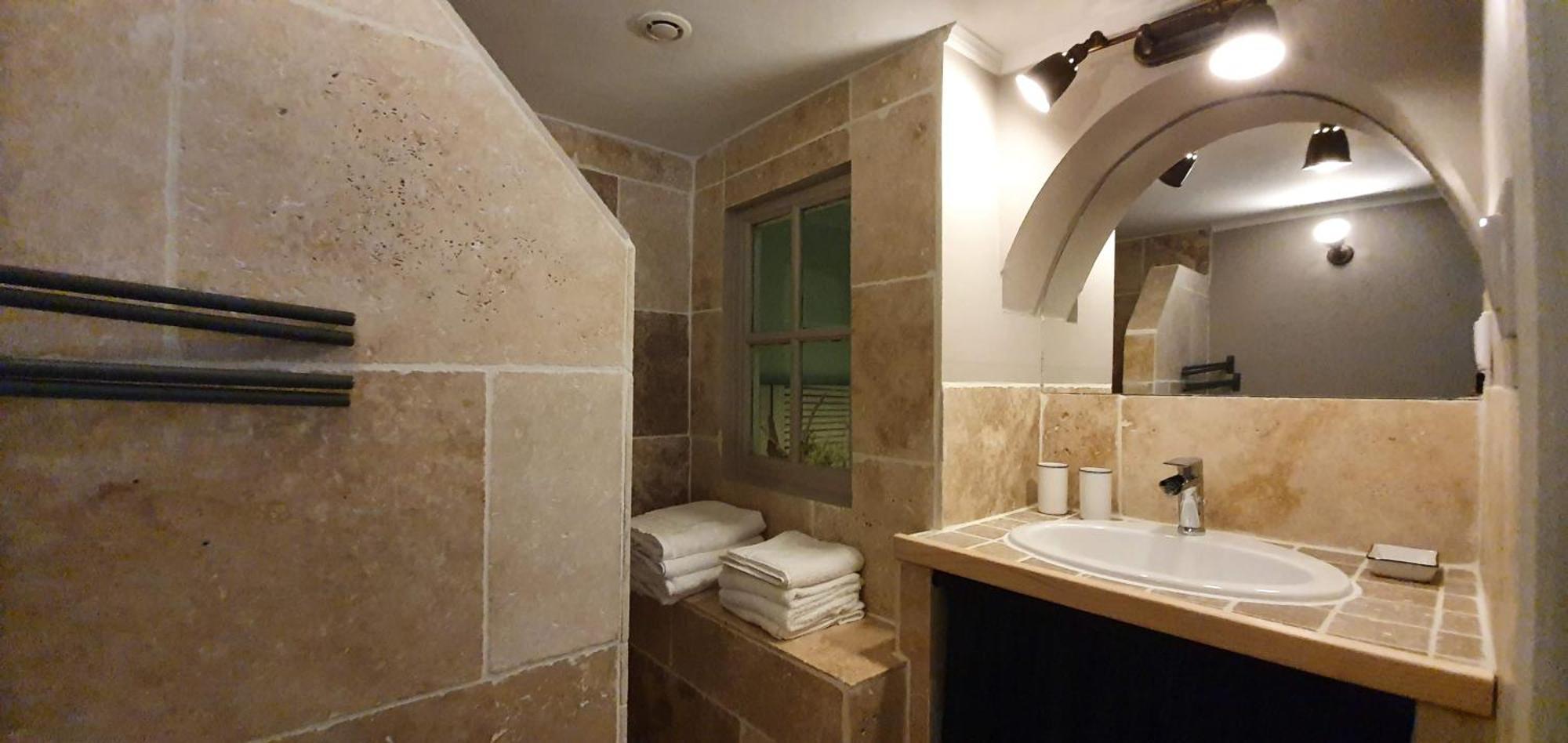 Mas du Cimaï Hotel Evenos Bagian luar foto