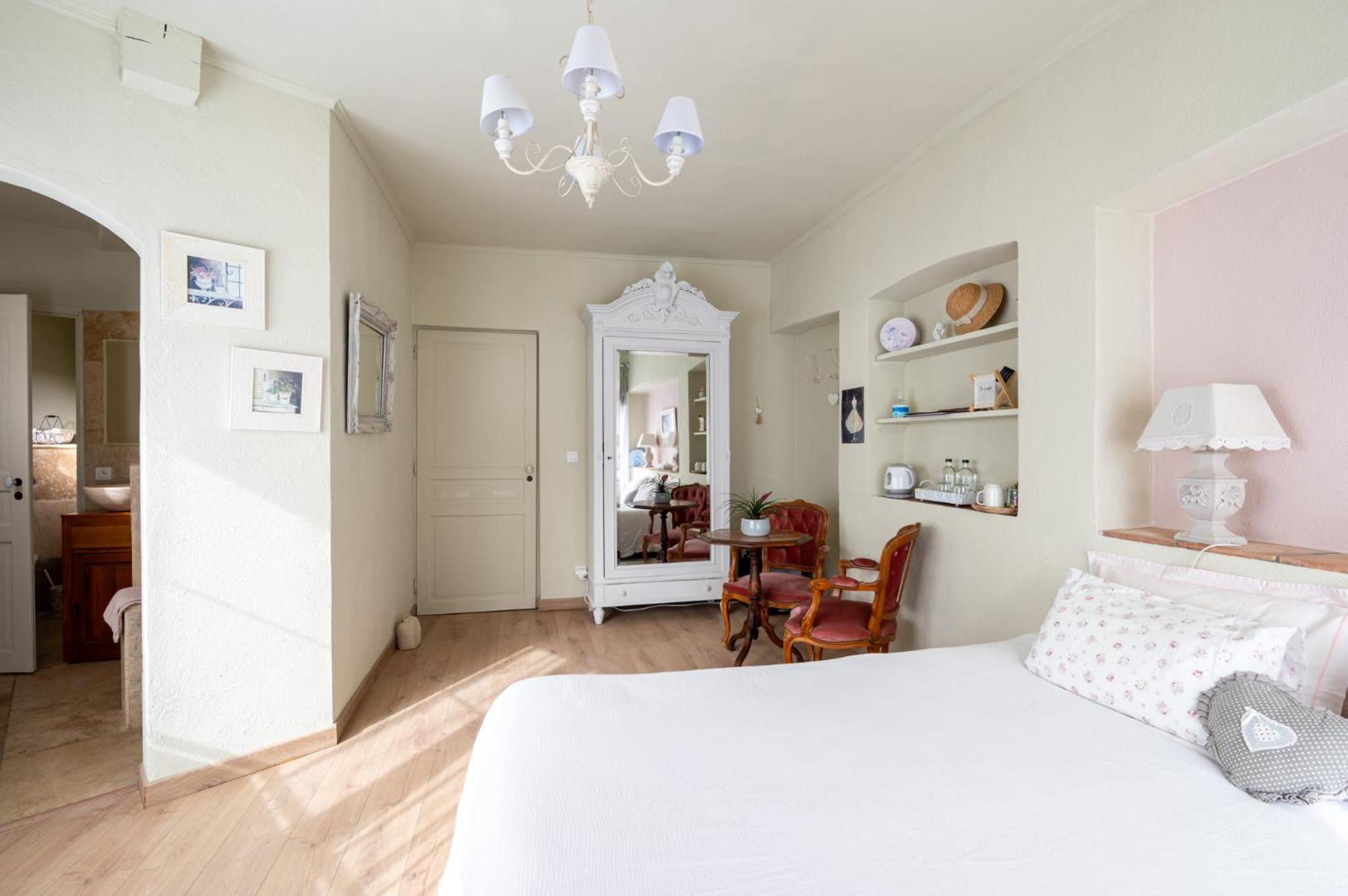 Mas du Cimaï Hotel Evenos Bagian luar foto